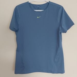 Nike Dri-Fit Tshirt
